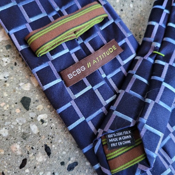 3/$20 - BCBG Attitude 100% Silk Tie - Picture 3 of 3